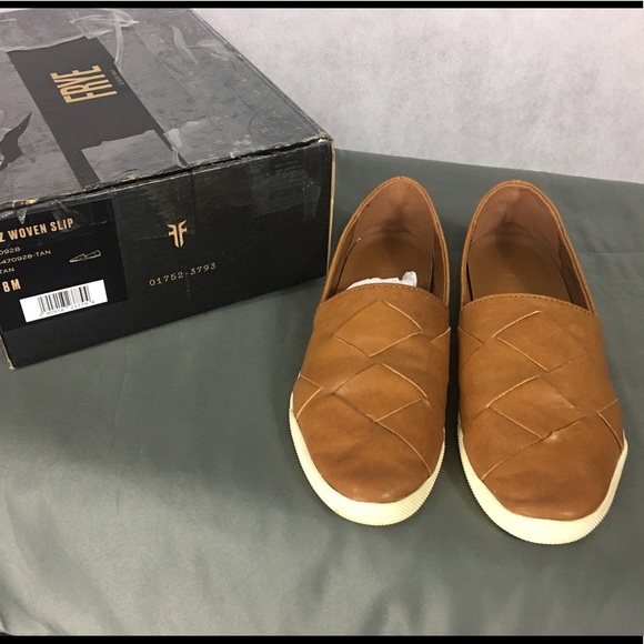 FRYE Womens Liz Woven Slip